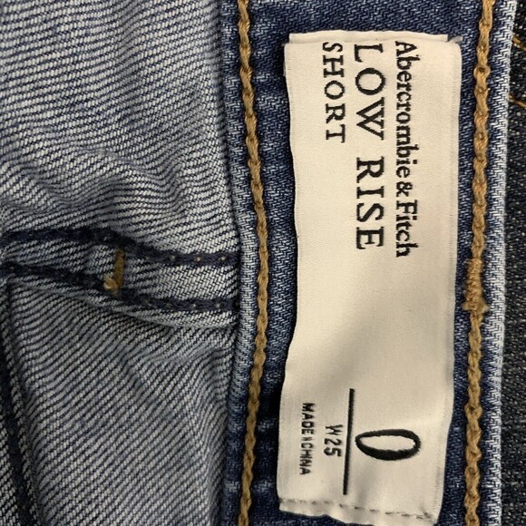 Abercrombie & Fitch Denim Bootie Shorts Women Size 0 frayed Destroyed - Picture 6 of 7